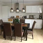 Schmuckstueck In Ostseenaehe