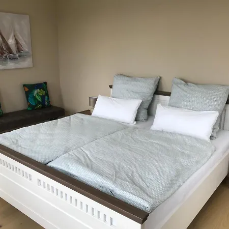 Schmuckstueck In Ostseenaehe *